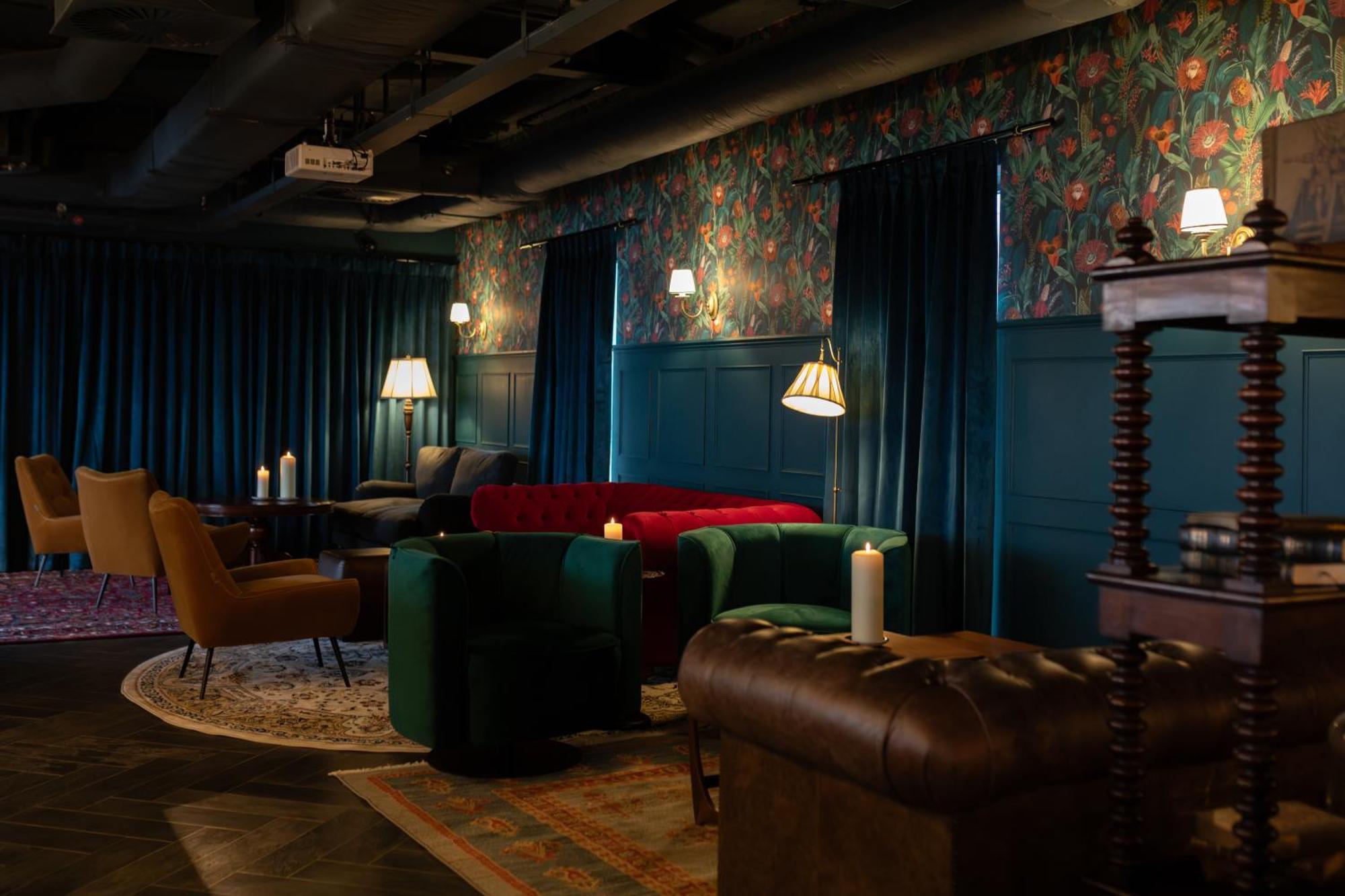 Hotel Moxy Edinburgh Fountainbridge Zewnętrze zdjęcie